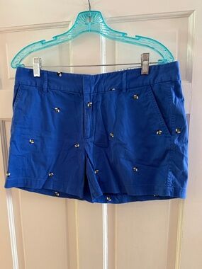 JNY Jones New York Wms Blue shorts w/ enbroidered Bees size 8